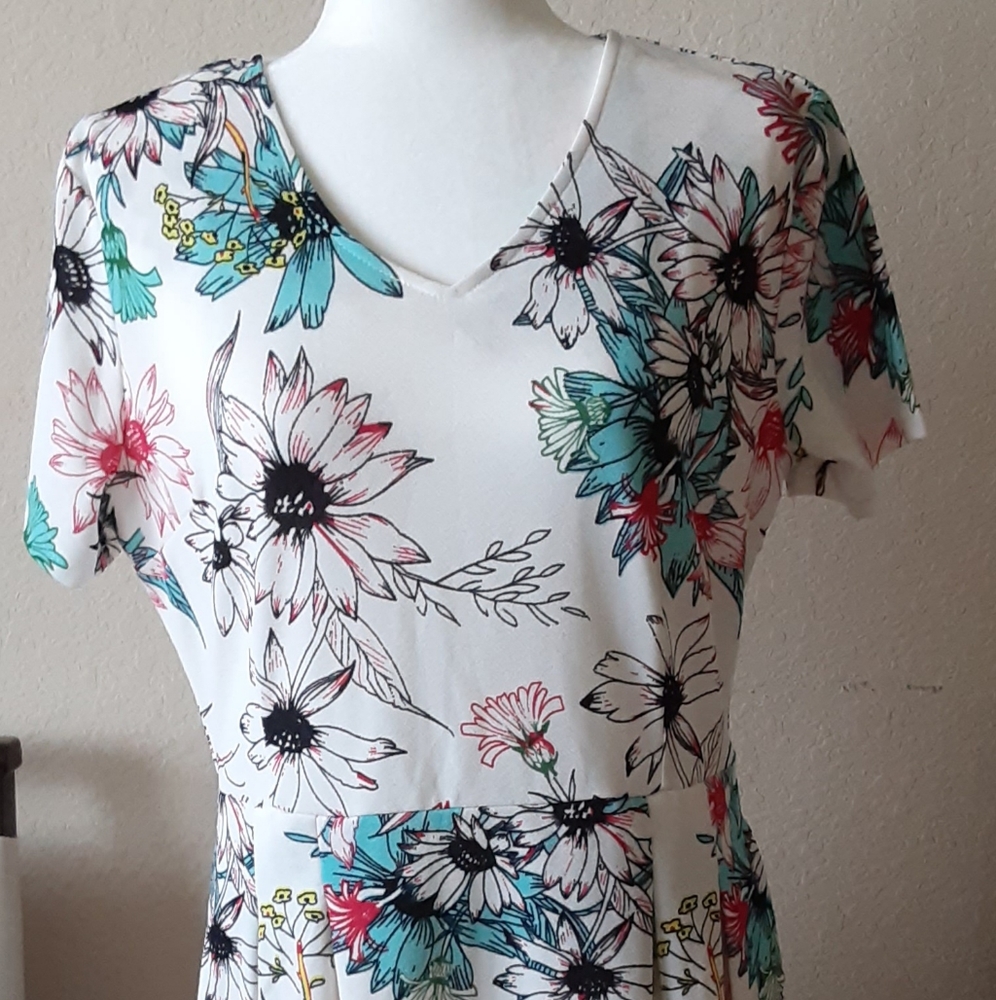 Women's Vintage Elegant V-Neck
Dress